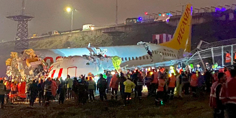 Aeroplano Dystyxima Konstantinoupoli 050220f