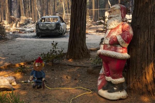 Fotia Kalifornia Nekroi 121118b