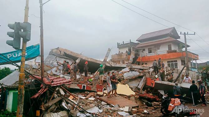 Seismos 6.2R Indonesia 150121